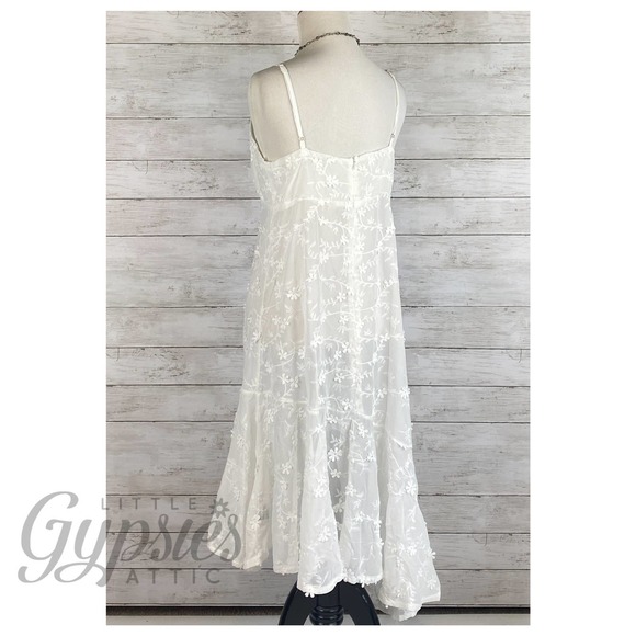 POL Lila Honeymoon Romance Ivory Dress - Picture 8 of 12
